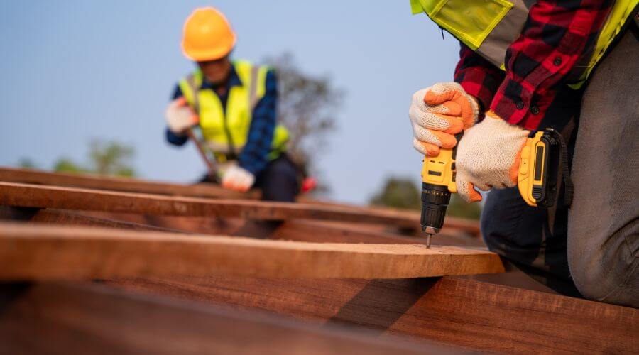 Professional Flat Roofing Installation in Wilderville, OR